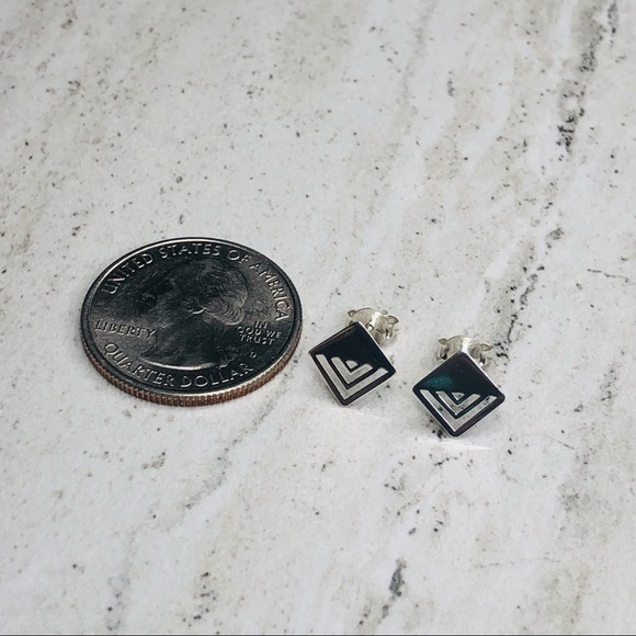925 Sterling Silver Geometric Square Earrings - Picture 13 of 16